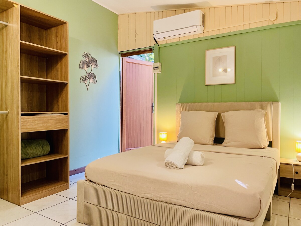 Chambre 1 — lit double